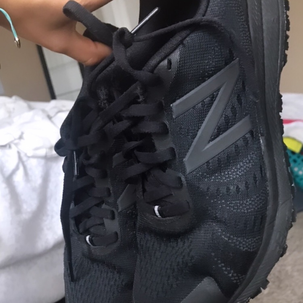 Black New Balance Slip-Resistant Work Sneakers